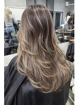 エイム(AiM) バレイヤージュ×レイヤースタイル