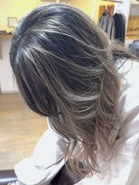 ブレイズヘアー(BLAZEhair) 【白髪と馴染みやすい】脱白髪染めバレイヤージュ×ブリーチ2回