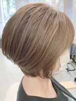 グラッシー センター北店(GLASSI)&nbsp;ショートボブ★耳かけショートフォギーベージュ★髪質改善
