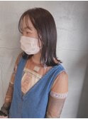 暗すぎず柔らかい質感カラー