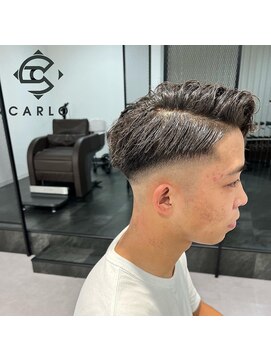 カルロイースタイル(CARLO e-style) スキンフェード7：3パート