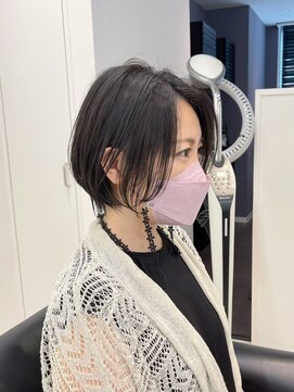 イヴォークオオサカ 心斎橋(EVOKE OSAKA) 抜け感ショートボブ