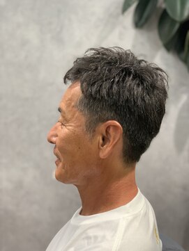 ザ シザーハンズ ナガノ(THE SCISSORS HANDS NAGANO) 爽やかイケオジ風ショート<理容室>30代40代50代メンズ◎