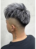 尾崎指名/ホワイトメッシュ×スキンフェード