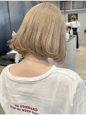 ミルクティーベージュ