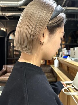 ノラ ヘアーサロン(NORA HAIR SALON) 【大久保】ワンブリーチ、ミルクティーベージュ、ボブスタイル