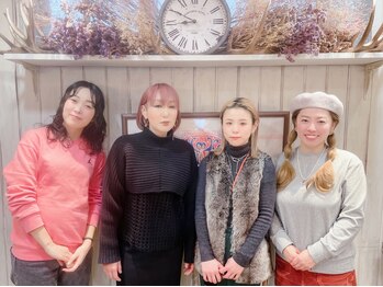 アンジュ 南海なんば駅前店(ange treatment & head spa)の写真/女性stylistのみ在籍!女性目線の提案や共感ができるからお任せできる☆居心地抜群な接客を心がけています♪