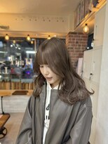 ヘアー アレス(hair ales)&nbsp;オリーブ　グレージュ　ミルクティー　ワンレン　小顔