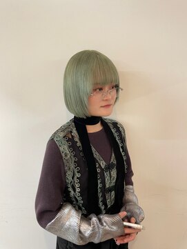 スー 渋谷(suu) 切りっぱなしボブペールグリーン