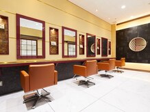 ゼンコー 立川高島屋店(ZENKO)の雰囲気（ラグジュアリーな空間で髪質改善☆【立川高島屋】）