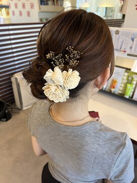 アリビオ(Alivio) ヘアアレンジ
