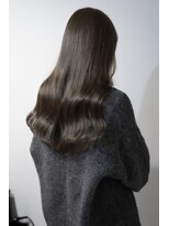 アリー 原宿 表参道(ALLY)&nbsp;ALLY宍戸　ダークトーンでも叶うオリーブベージュ