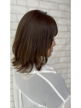 ビス リアン 川口店(Vis lien) 10代20代透明感ブラウンベージュ外ハネミディアムウルフ