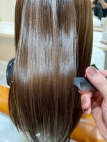 エミュー 大船店(emue)&nbsp;大船駅ブラウン顔周りレイヤーカットオリーブベージュカラー◆