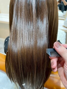 エミュー 大船店(emue) 大船駅ブラウン顔周りレイヤーカットオリーブベージュカラー◆