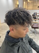 サロン(SALON)&nbsp;動き抜群！ハイライト×パーマ