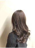 ベージュブラウン