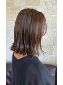 ハイライト×前下がりボブ