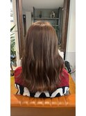 明るいベージュブラウン