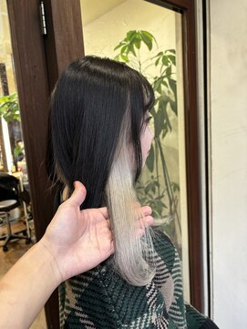 アン(Hair make un) ホワイトインナー