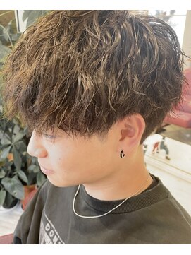 サンズ(suns) 【Miyuki】軽め刈り上げマッシュ×ツイストパーマ