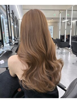 アルドーレフィエロ シンサイバシ(Ardore fiero shinsaibashi) ブリーチなしダブルカラーで作るハニーベージュ♪