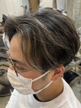 リット(lit.) MEN’S HAIR/サーフカール/刈り上げセンターパート/守谷