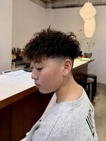 ヒュー 広島(HEW)&nbsp;キッズ/子供/カット/ツイストスパイラルパーマ/スペインカール