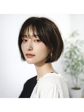 ニア 栄(nia) 栄 髪質改善 美髪 艶髪 大人ショートボブ