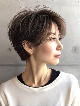 ルーファス 恵比寿 渋谷(Ruufus) 【40代50代60代】似合わせ大人ショート／前髪あり／白髪ぼかし