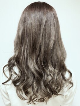 ママーム 豊田(mamarm) 赤味バイバイ!外国人風・透明感ブルージュ