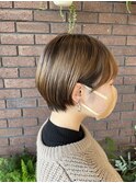 丸みショート/小顔補正立体カット/耳だしショート@20代30代
