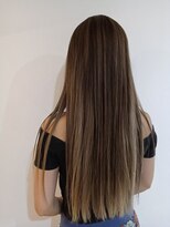 ツムグ 代官山店(TUMUGU) ホワイトグレージュ脱白髪染めハイライト大人かわいいヘア