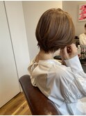 大人可愛い20代30代40代前下がりショートボブ丸みショート