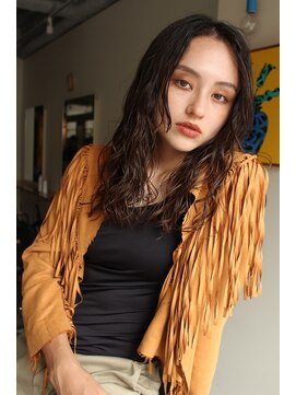 ガレージ バイ グリーン 原宿 表参道(Garage by green) 【loki】エアウェーブ×セミロングパーマ