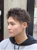 ツイストデザインパーマ&ツーブロック