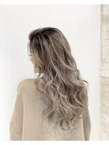 カルラ(Karra)&nbsp;アッシュブラウンハイライト