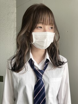 スー 渋谷(suu) ハイトーンインナーカラーベージュフェイスフレーミング