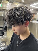 ロンド ローガン 名駅(Lond LOGAN)&nbsp;SEIYA指名　波巻きスパイラル × 金メッシュ