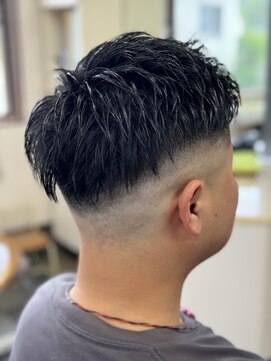 へあーさろんふじわら フェードカット