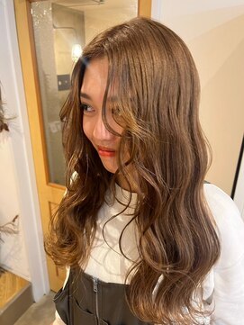 コンムオーベレ(COMMUOVERE) 透明感