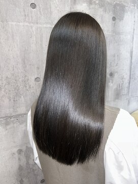 リプレイバイエクラート(REPLAY by ECLART) 髪質改善／縮毛矯正／美髪矯正／美髪ストレート/酸性矯正／艶髪