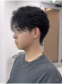 フェザーショート刈り上げフェザーパーマ毛流れセンターパート