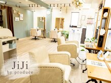 ジジ バイ プロデュース 相模原店(JiJi by produce)の雰囲気（内装木目×ミントグリーンが可愛い広々店内で髪質改善体験を♪）