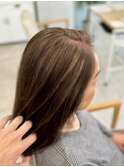 白髪ぼかしハイライトブリーチメッシュミルクティーベージュ