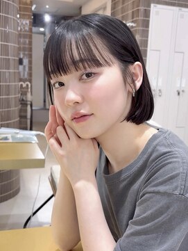 アイドットプラス 札幌大通り(i.+ODORI) 前髪あり簡単スタイリング耳かけ王道ショートボブヘア