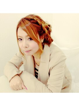 ムーンロータス(Moon Lotus) モテかわアップ