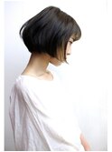 インナーカラーのナチュラルボブ