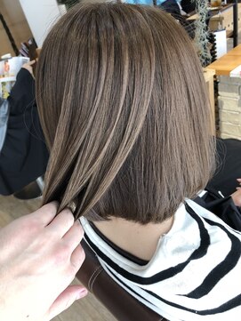 アミナ(AmiNA) AmiNAオリジナルボブカット