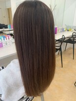ヘアーズマハロ(hair's Mahalo.)&nbsp;艶感たっぷりストレート